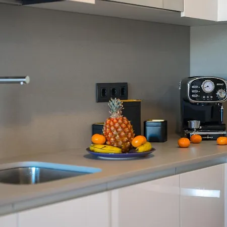 Yuli Apartman *