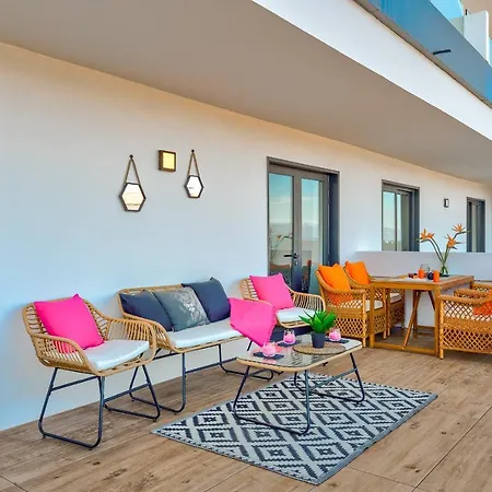 Yuli * פוארטו דה לה קרוז