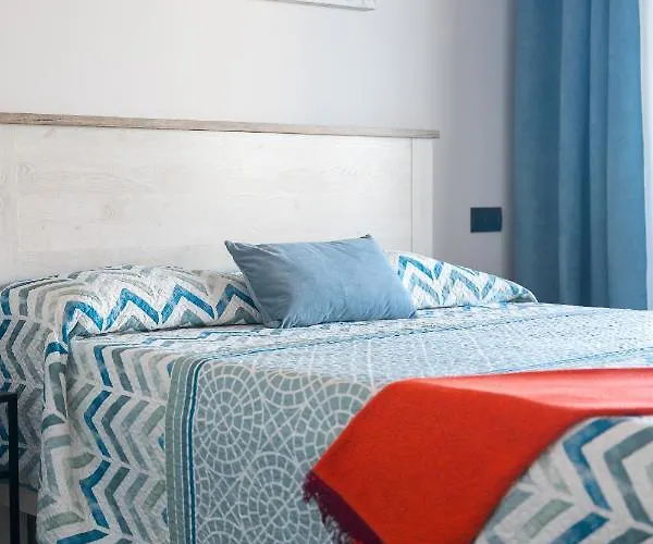 Yuli 푸에르토 드 라 크루즈